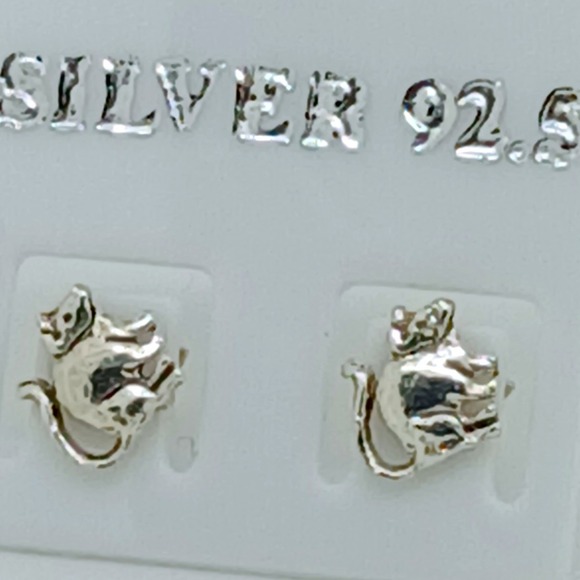 925 Sterling Silver Mouse Stud Earrings Tiny Animal Rodent Post Jewelry NEW - Picture 2 of 13